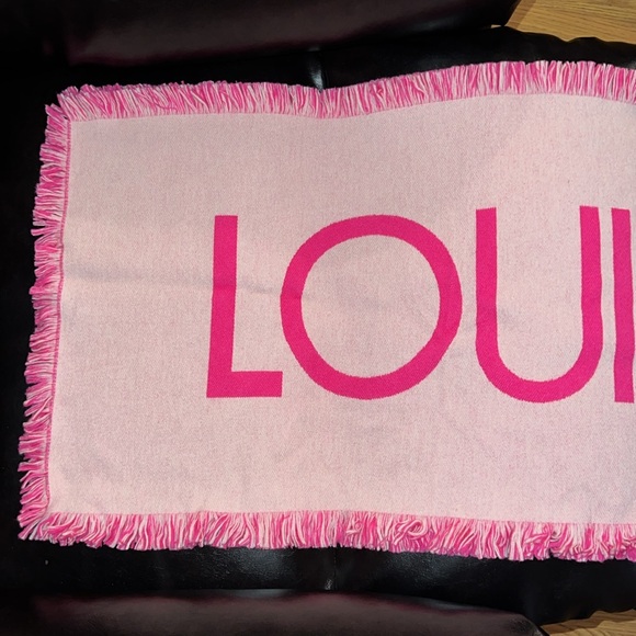 Louis Vuitton Wool Cashmere Echarpes Team Scarf Pink - Picture 4 of 13